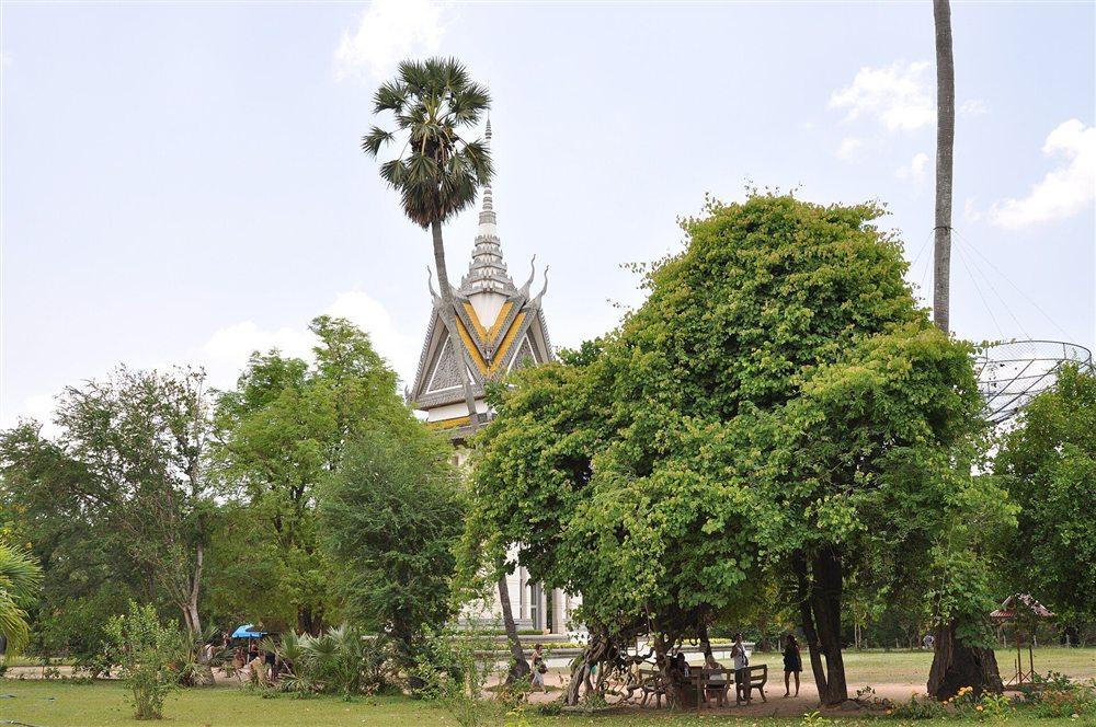 Memorial stupa at Choeung Ek